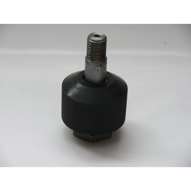 Sworzeń z tuleją koła ciernego do wciągarki R4/R5